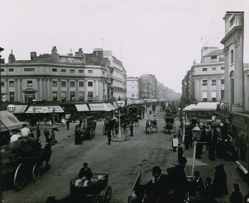 Oxford Circus, Londyn autorstwa English Photographer