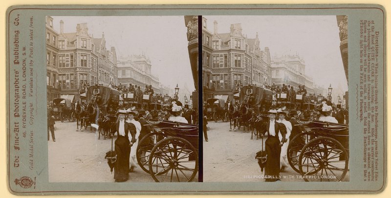 Piccadilly, Londyn autorstwa English Photographer