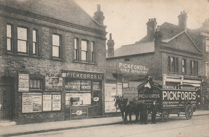 Pickfordy, przeprowadzki i magazynowanie, Penge autorstwa English Photographer