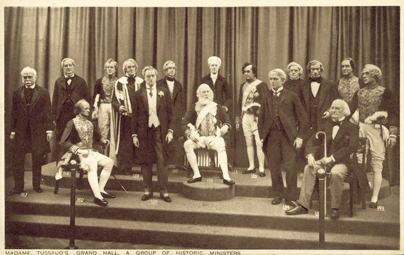 Politycy, Madam Tussaud (zdjęcie czarno-białe) autorstwa English Photographer