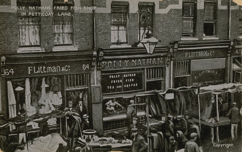 Polly Nathans Fried Fish Shop, Petticoat Lane, Londyn autorstwa English Photographer
