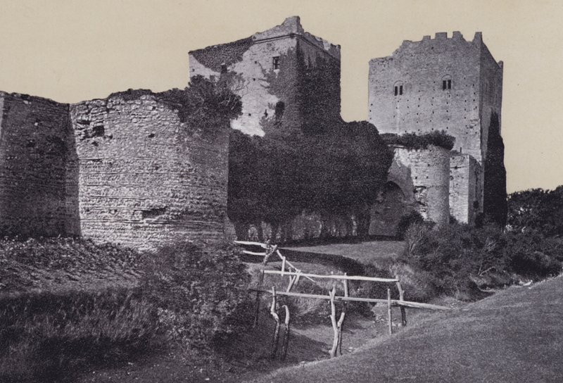 Zamek Portchester (zdjęcie czarno-białe) autorstwa English Photographer