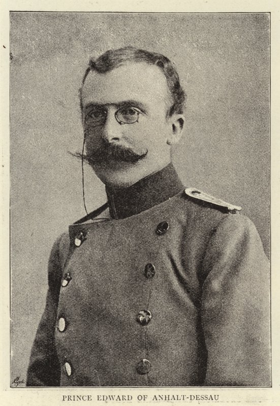 Książę Edward Anhalt-Dessau autorstwa English Photographer