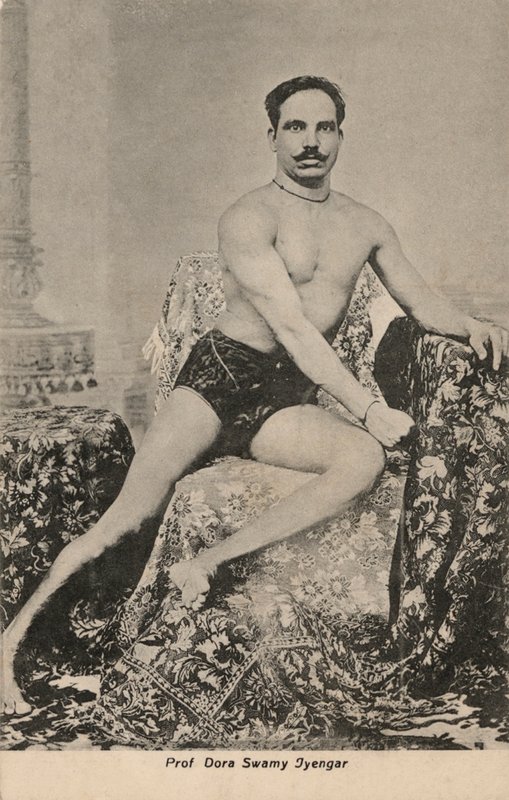 Profesor Dora Swamy Iyengar (czarno-białe zdjęcie) autorstwa English Photographer