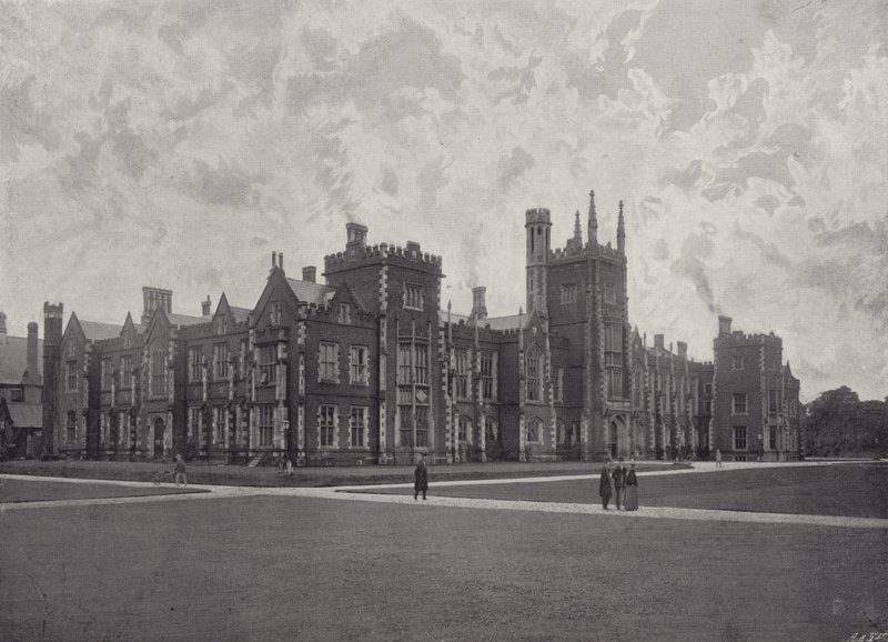 Queens College, Belfast autorstwa English Photographer