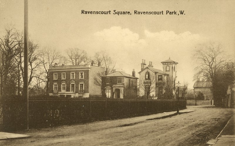 Ravenscourt Square, Ravenscourt Park, Londyn (zdjęcie czarno-białe) autorstwa English Photographer