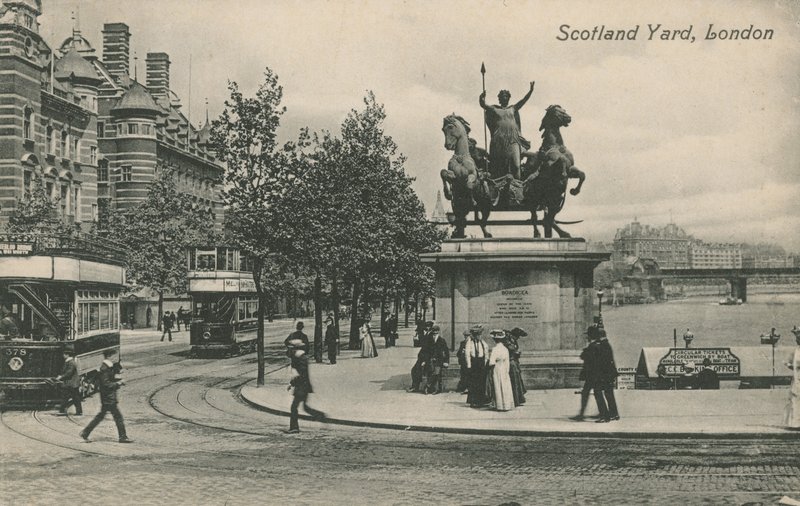 Scotland Yard, Londyn autorstwa English Photographer