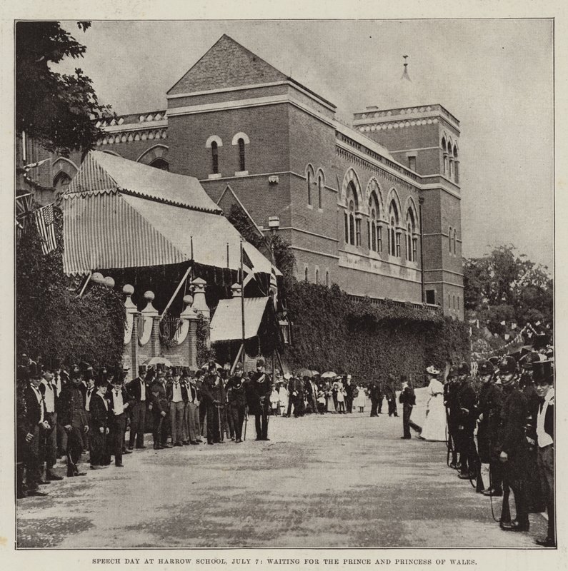 Dzień przemówienia w Harrow School, 7 lipca, czekając na księcia i księżną Walii autorstwa English Photographer