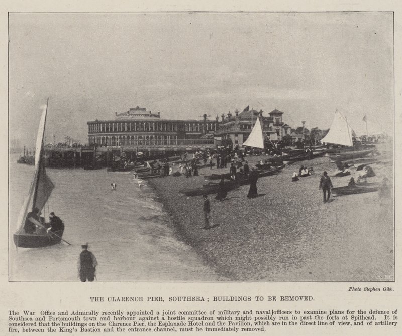 Clarence Pier, Southsea, Budynki do usunięcia, 2 maja 1896 r. autorstwa English Photographer
