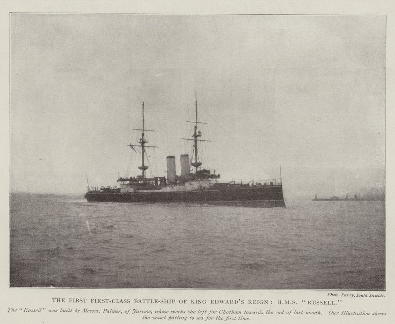 Pierwszy pancernik pierwszej klasy króla Edwardsa, HMS Russell autorstwa English Photographer