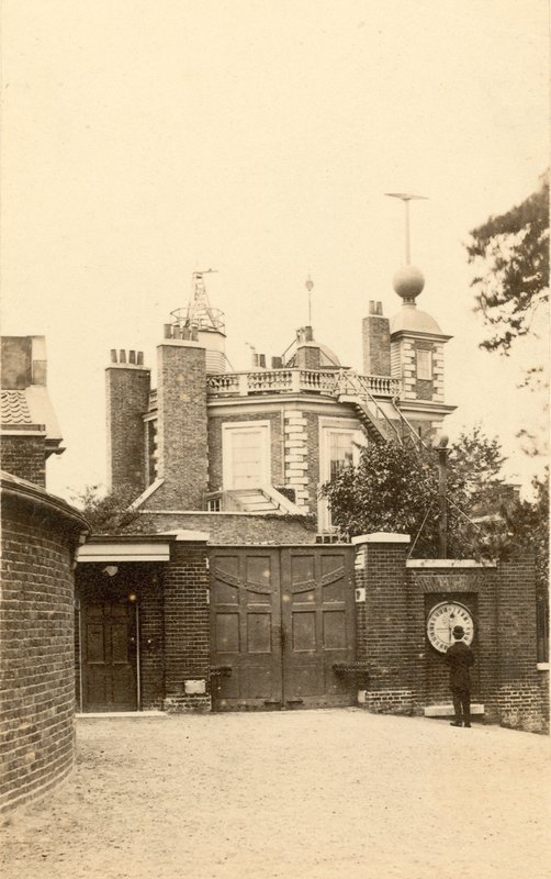 Obserwatorium w Greenwich i zegar galwaniczny autorstwa English Photographer
