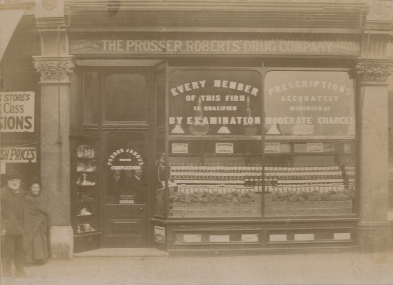 Firma Prosser Roberts Drug Company autorstwa English Photographer