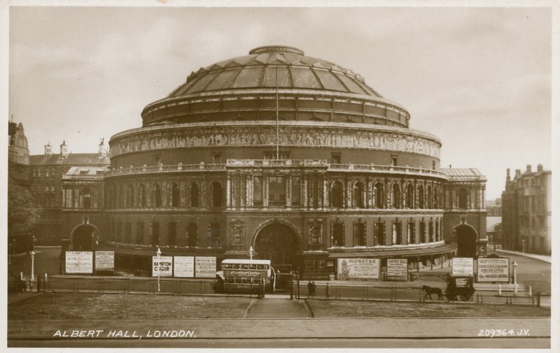 Royal Albert Hall, Londyn autorstwa English Photographer
