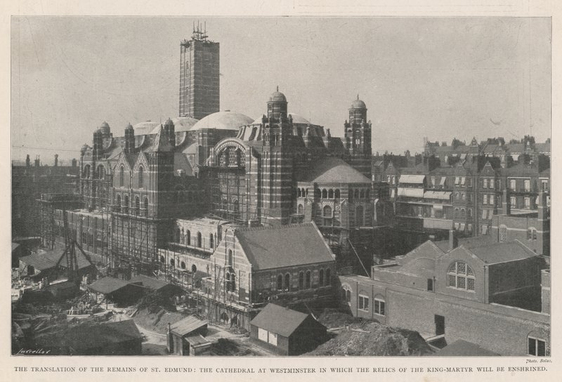 The Translation of the Remains of St Edmund, katedra w Westminster, w której przechowywane będą relikwie króla-męczennika autorstwa English Photographer