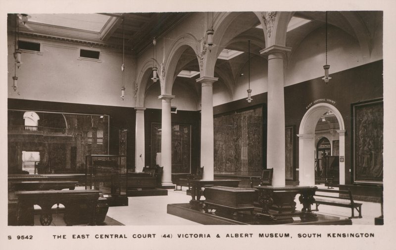 Muzeum Wiktorii i Alberta, South Kensington, Londyn autorstwa English Photographer