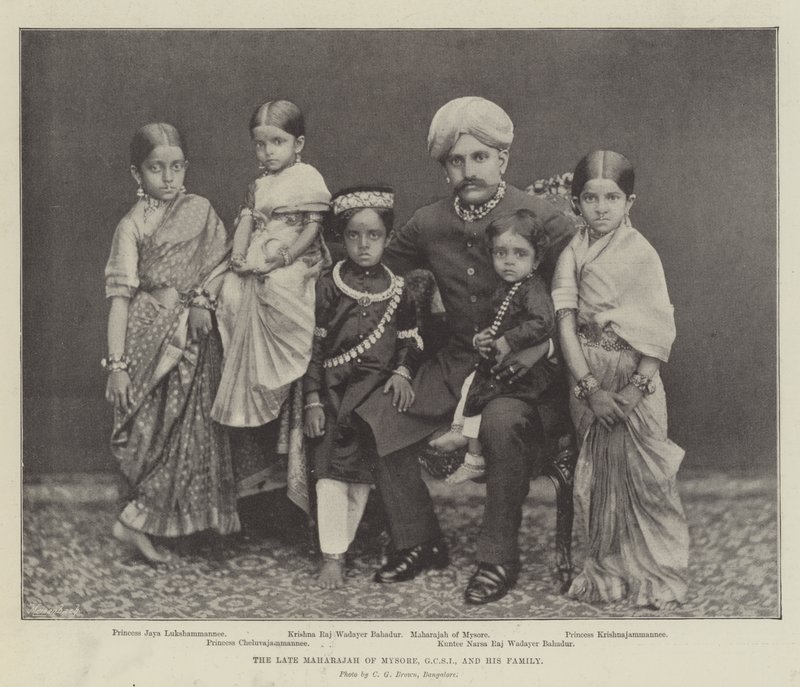 Nieżyjący już Maharajah Mysore, GCSI i jego rodzina autorstwa English Photographer