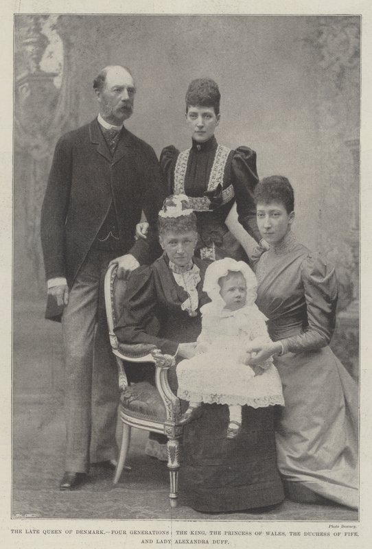 Zmarła królowa Danii, cztery pokolenia, król, księżna Walii, księżna Fife i lady Alexandra Duff autorstwa English Photographer