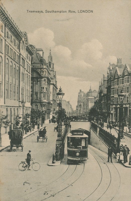 Tramwaje, Southampton Row, Londyn autorstwa English Photographer