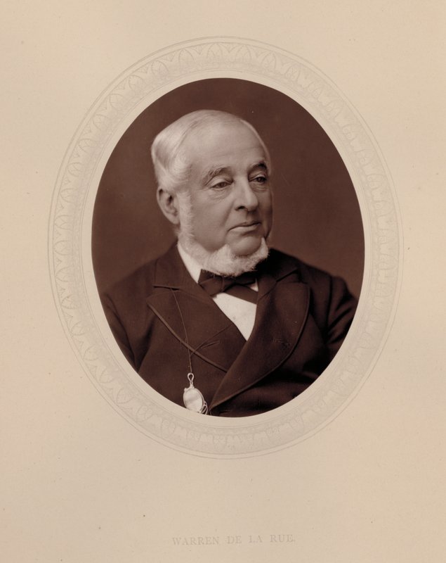Warren De La Rue, syn założyciela firmy, Thomasa De La Rue (zdjęcie czarno-białe) autorstwa English Photographer