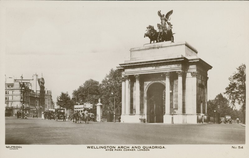 Łuk Wellingtona i Kwadryga, Hyde Park Corner autorstwa English Photographer