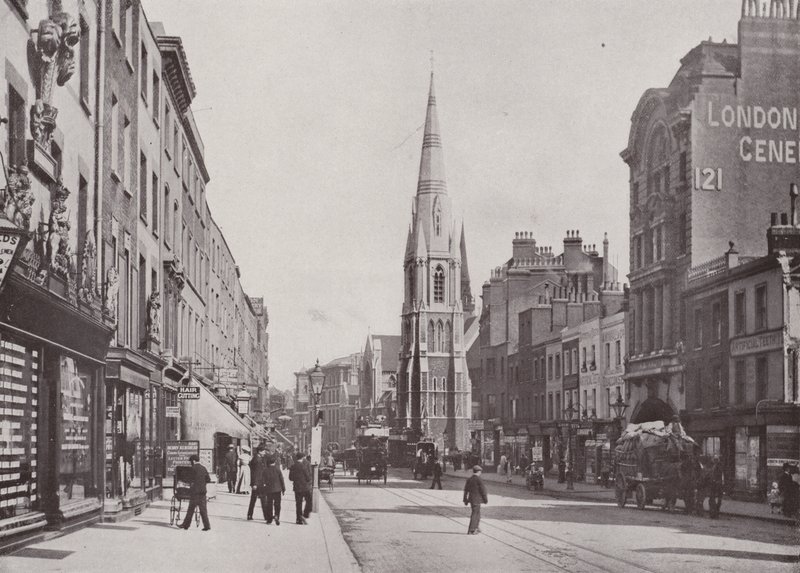 Westminster Bridge Road, z Christ Church autorstwa English Photographer