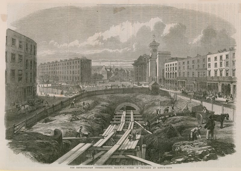 Metropolitan Railway pracuje w Kings Cross autorstwa English School