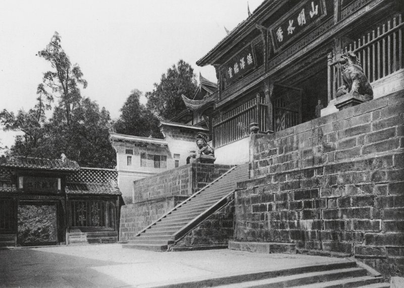 Kuanhien, Ori Lang miao, Szechuan, drugi front (zdjęcie czarno-białe) autorstwa Ernst Boerschmann