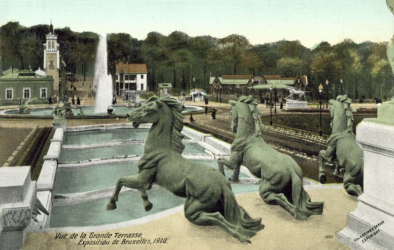Grand Terrasse, Wystawa Brukselska, 1910 autorstwa European Photographer