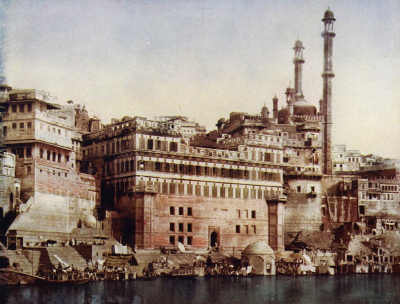 Benares, meczet na miejscu starożytnej świątyni hinduistycznej (zdjęcie) autorstwa European Photographer
