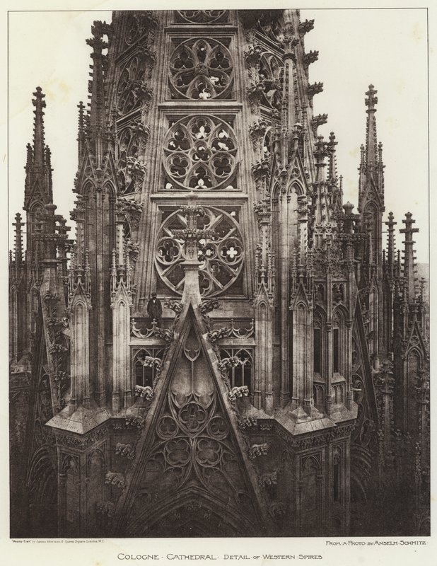 Katedra w Kolonii, fragment Zachodnich Iglic (zdjęcie czarno-białe) autorstwa European Photographer