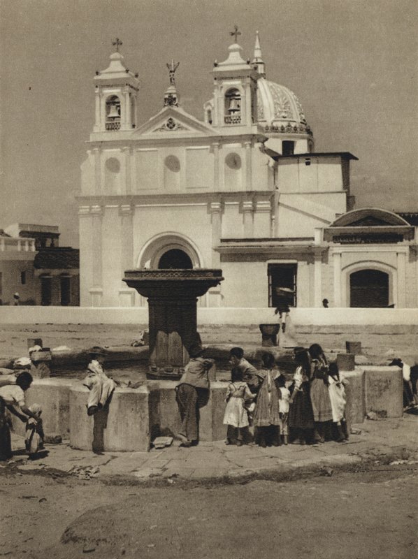 Gwatemala, Kościół Belen (zdjęcie czarno-białe) autorstwa European Photographer