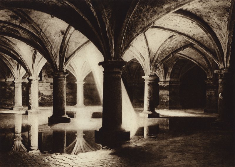 Mazagan, Krypty z czasów portugalskiej okupacji (zdjęcie czarno-białe) autorstwa European Photographer