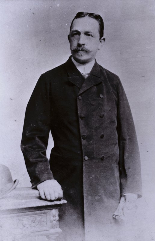 Oskar Lenz, niemiecko-austriacki geolog i mineralog (zdjęcie czarno-białe) autorstwa European Photographer