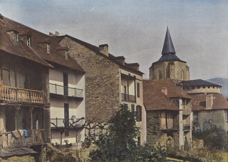Saint-Savin w dolinie Argeles, kościół autorstwa European Photographer