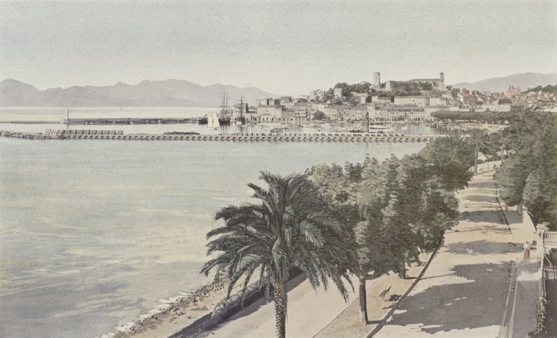 Cannes, Port i Stare Miasto, Boulevard de la Croisette autorstwa French Photographer