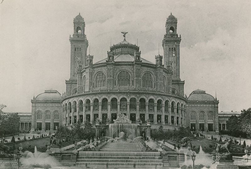 Le Palais du Trocadero, Pałac Trocadero (fotograwiura) autorstwa French Photographer