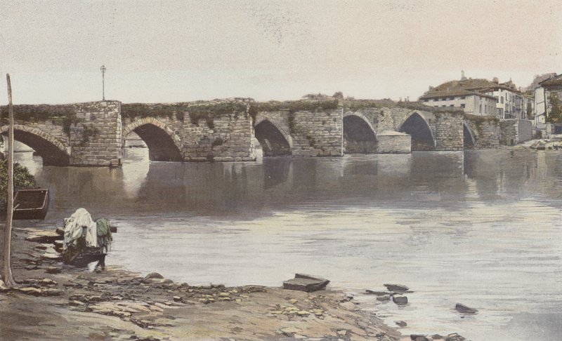 Limoges, Pont Saint-Martial, widok pod prąd (lewy brzeg Vienne) autorstwa French Photographer