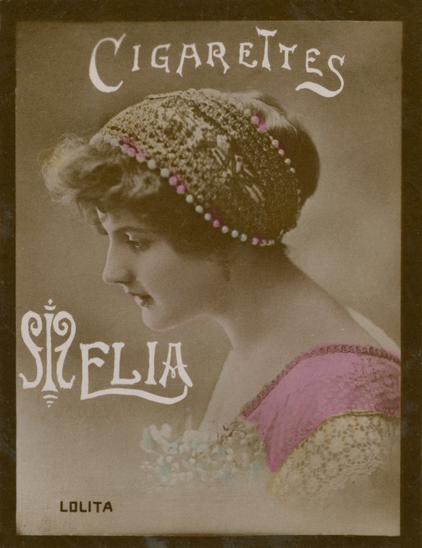 Lolita, dziewczyna w czepku autorstwa French Photographer