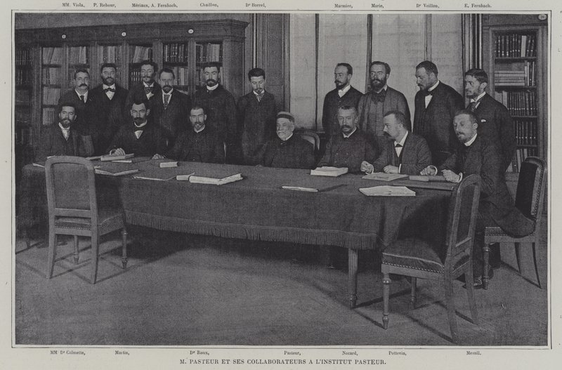 Louis Pasteur i jego współpracownicy w pracy nad szczepionką na zad w Instytucie Pasteura w Paryżu (zdjęcie czarno-białe) autorstwa French Photographer