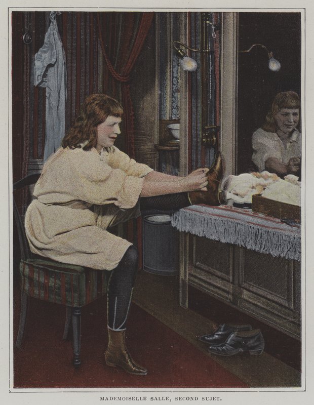 Mademoiselle Salle, drugi sujet, w swojej garderobie (kolorowe zdjęcie) autorstwa French Photographer