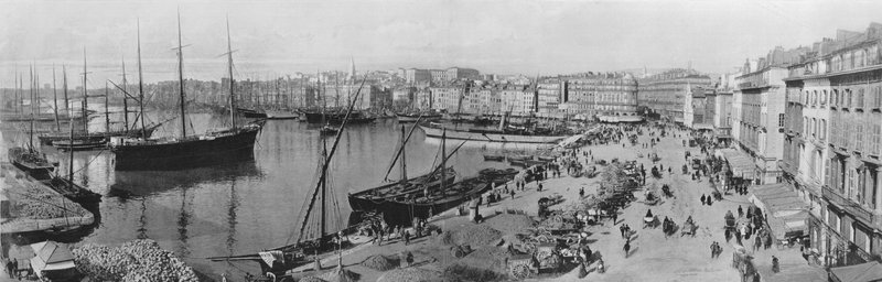 Marsylia - Stary Port i Quai de la Fraternite (zdjęcie czarno-białe) autorstwa French Photographer