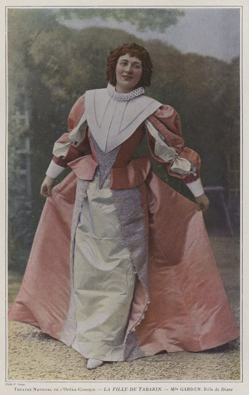 Mary Garden jako Diane w La Fille de Tabarin (kolorowe zdjęcie) autorstwa French Photographer