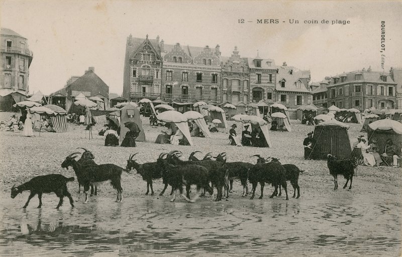 Mers - część plaży. Pocztówka wysłana w 1913 roku. autorstwa French Photographer