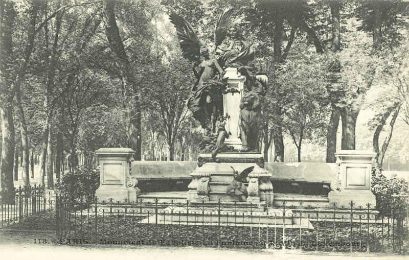 Pomnik bajkopisarza La Fontaine, Jardin du Luxembourg (zdjęcie czarno-białe) autorstwa French Photographer