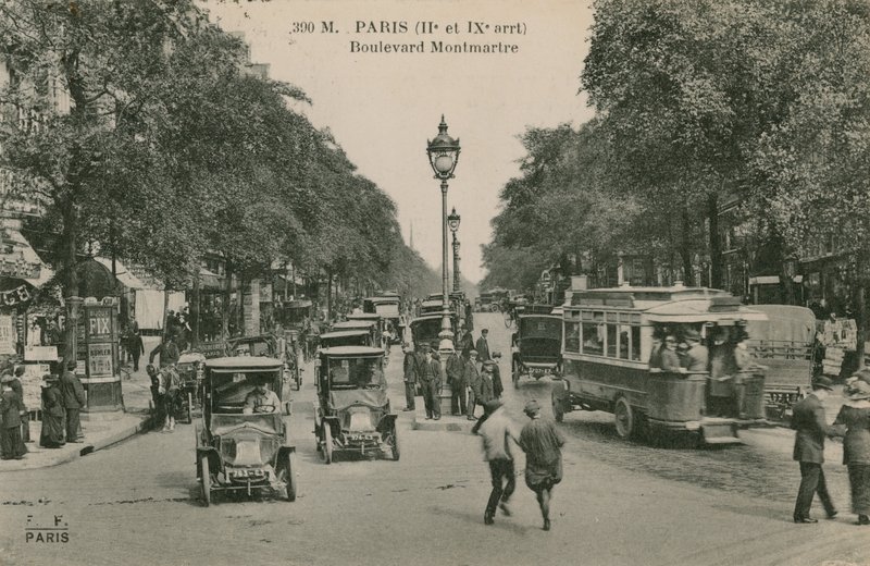 Paryż, bulwar Montmartre. Pocztówka wysłana w 1913 roku. autorstwa French Photographer