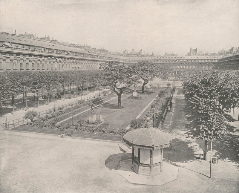 Paryż: Ogród Palais Royal (zdjęcie czarno-białe) autorstwa French Photographer