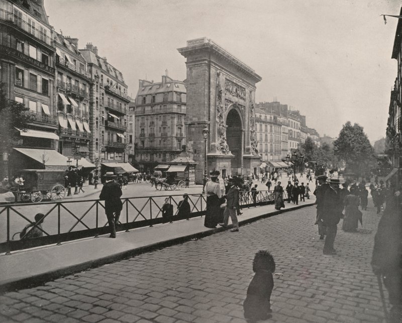 Paryż: Porte St Denis, godzina lunchu (zdjęcie czarno-białe) autorstwa French Photographer