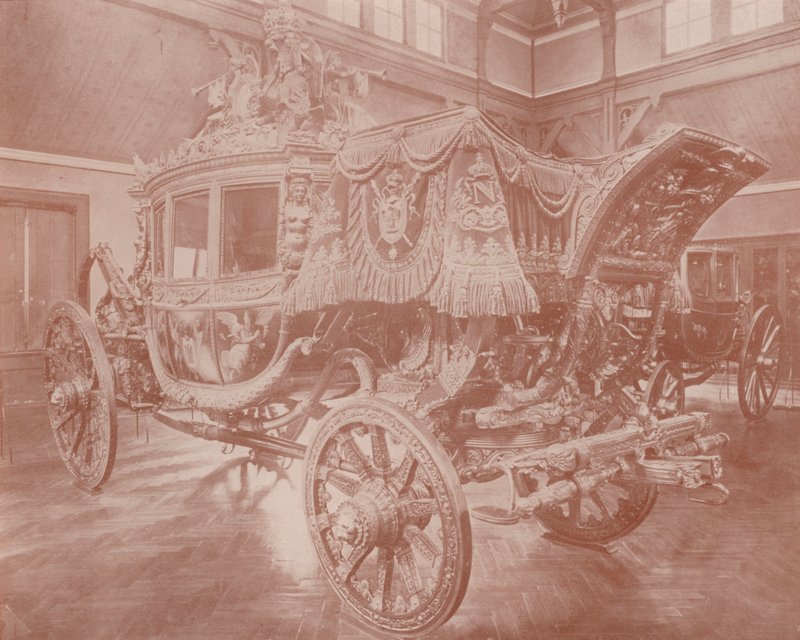 Wagon stanowy księcia cesarskiego, Wersal (zdjęcie czarno-białe) autorstwa French Photographer