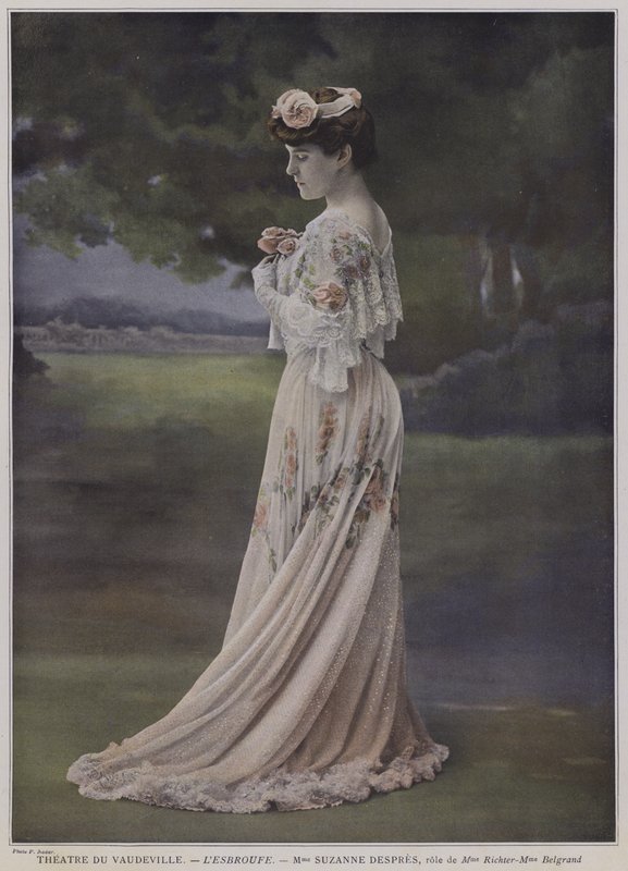 Suzanne Despres jako Mademoiselle Richter w LEsbroufe (kolorowe zdjęcie) autorstwa French Photographer