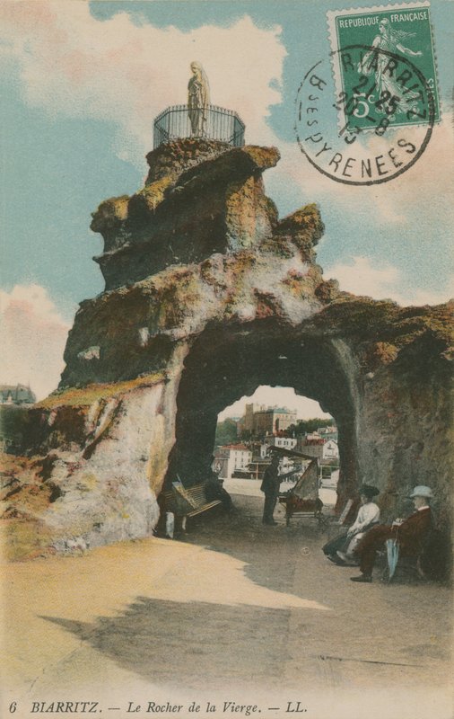 Skała Najświętszej Maryi Panny w Biarritz we Francji. Pocztówka wysłana w 1913 roku. autorstwa French Photographer